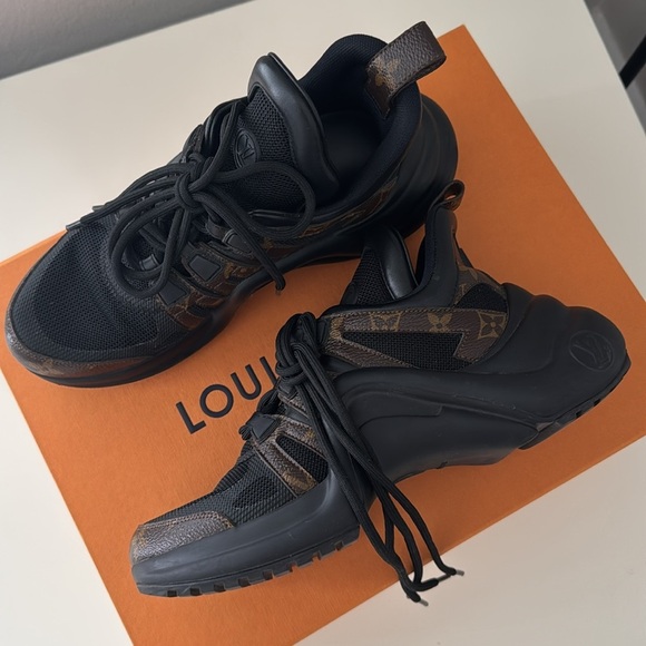 Louis Vuitton Archlight Sneakers Size 37 - Gently Worn Like New - Picture 7 of 13